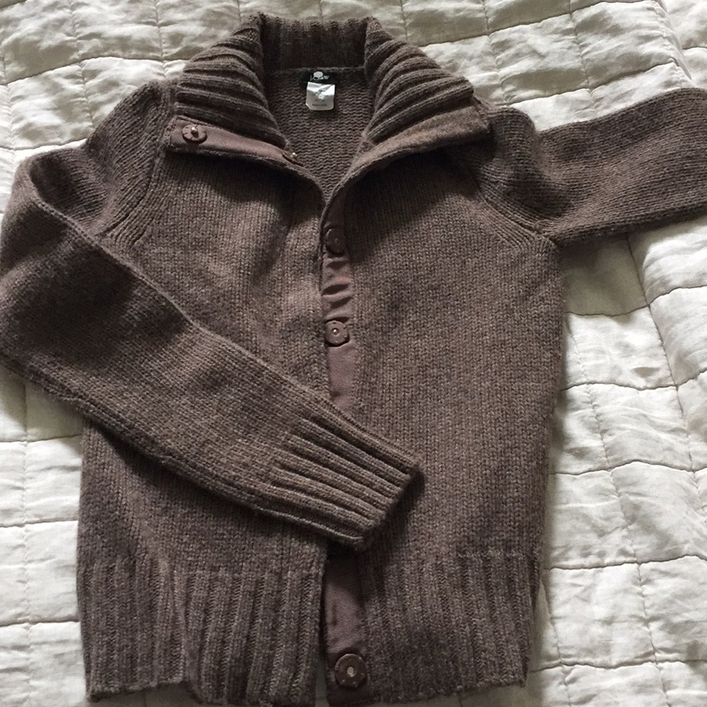 Brown sweater